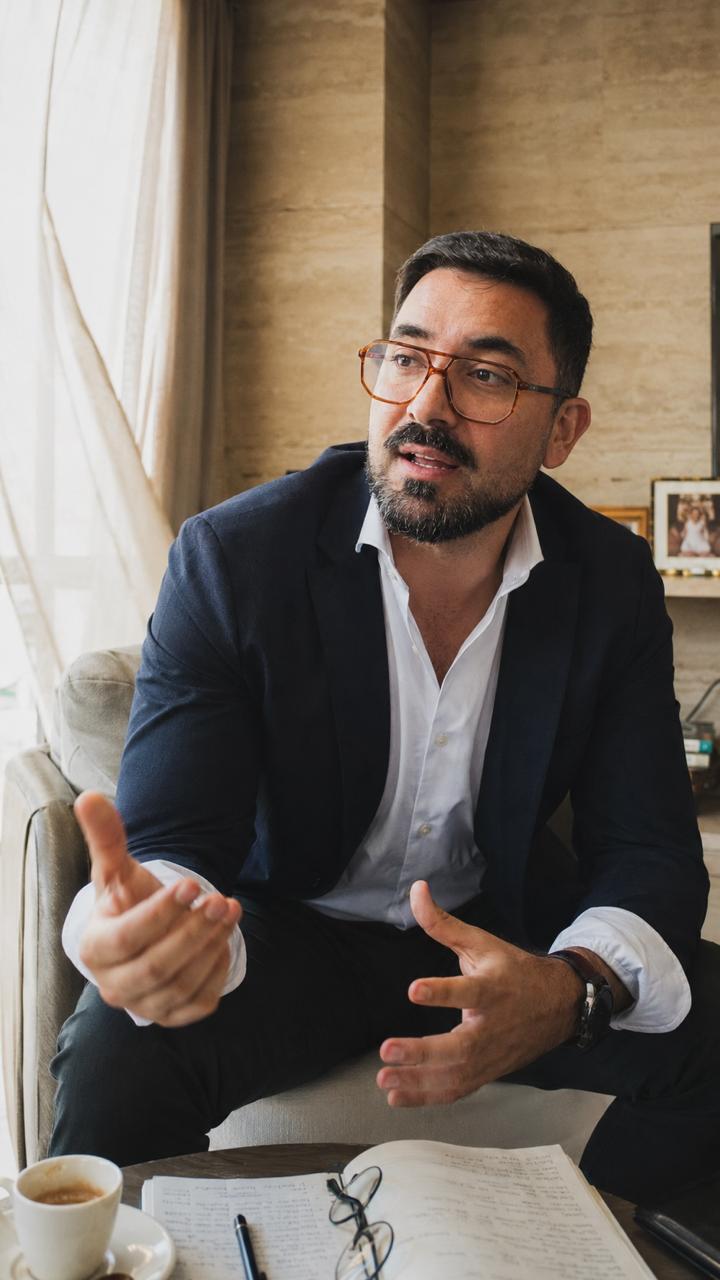 Ronald Barrios en conversación